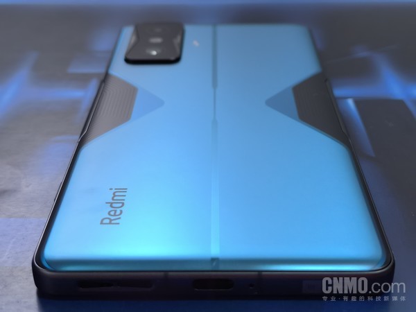 Redmi K50电竞版 Redmi K50电竞版评测:一点“寒芒”先到 随后枪出如龙