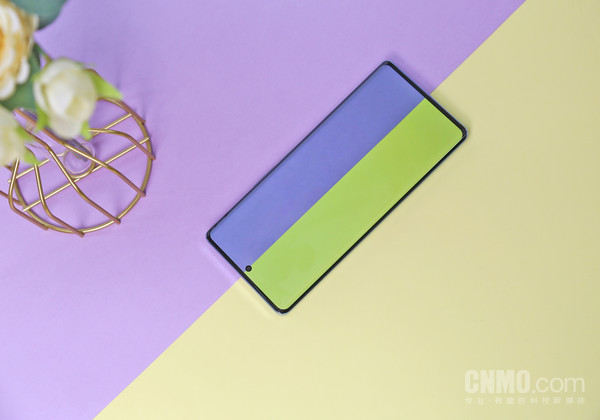 vivo Y78+评测:承载宋瓷美学 为设计注入文化底色 vivo Y78+评测:承载宋瓷美学 为设计注入文化底色