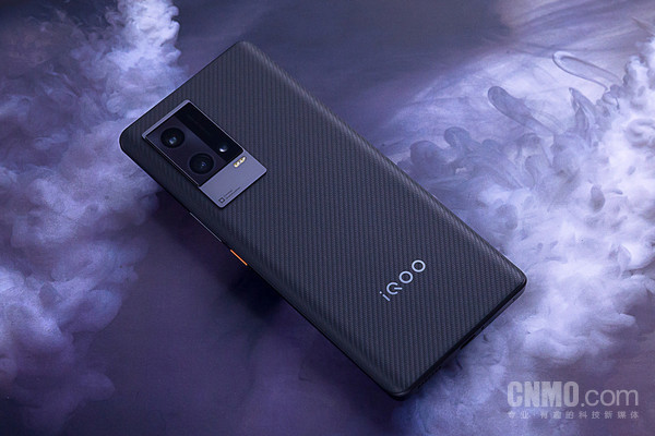 iQOO 8 Pro赛道版 iQOO 8 Pro评测:听说这次找不到“六边形战士”的短板?