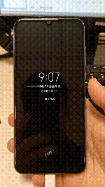 最新一代光学指纹解锁 荣耀20青春版评测 4800万拍照与蓝粉撞色解锁你的美