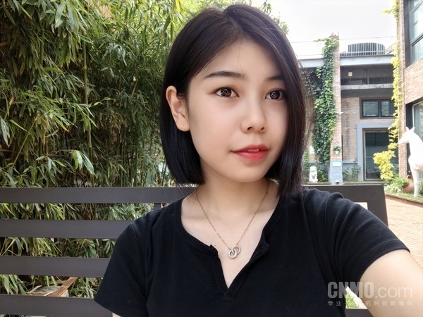 华为nova10 Pro自拍样张 华为nova10 Pro:两颗镜头多重玩法 重构前置影像体验