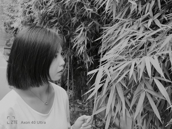 中兴Axon40Ultra评测:全能出众的“无缺全面屏”旗舰 中兴Axon40Ultra评测:全能出众的“无缺全面屏”旗舰