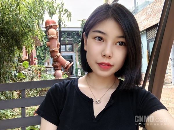 华为nova10 Pro自拍样张 华为nova10 Pro:两颗镜头多重玩法 重构前置影像体验