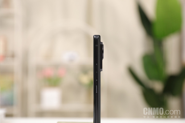 moto X30 Pro moto X30 Pro评测:骁龙8+搭配2亿像素 旗舰配置拉满